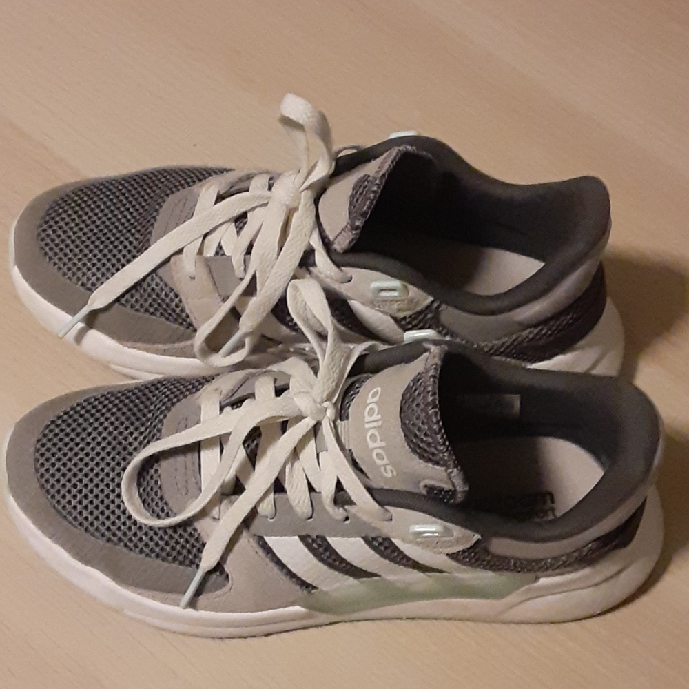 Womens Adidas 6.5